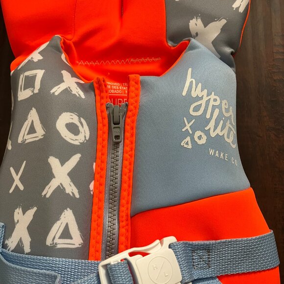 2 NWT Hyperlite Toddler Life Vest - Picture 3 of 8